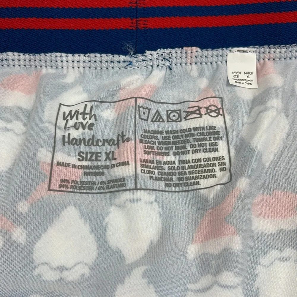 SET OF SIZE XL CHRISTMAS UNDERWEAR AND STOCKINGS - Picture 2 of 6